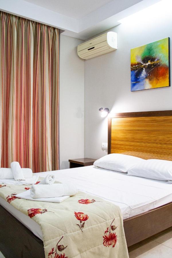 Hotel Rodon Paralía Buitenkant foto